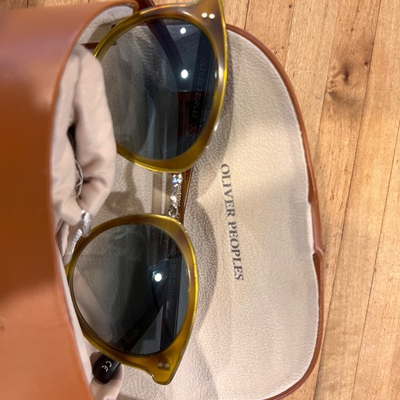 Oliver Peoples Spelman Photochromatic Lenses main image 8